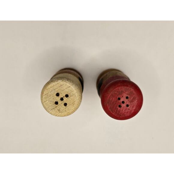 Vintage 1950's Salty & Peppy Shakers - Picture 3 of 4